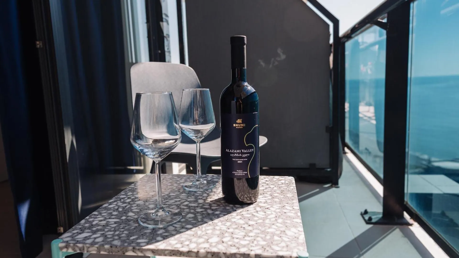 The Spot Apartments - Orbi Beach Tower Батуми
