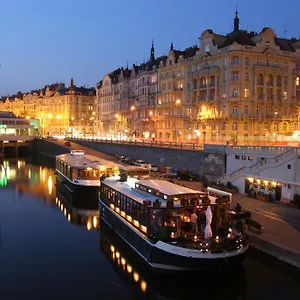 Boat Matylda Прага